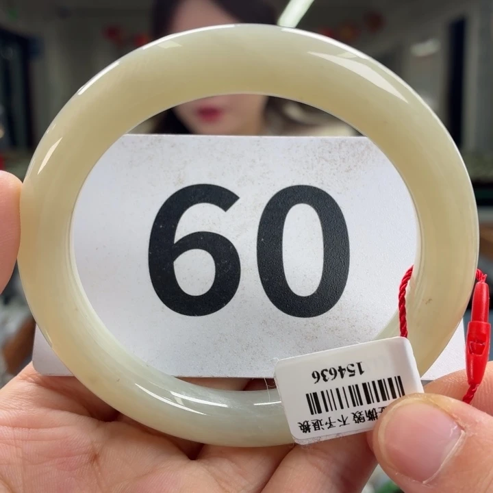 和田玉未镶嵌手镯纹