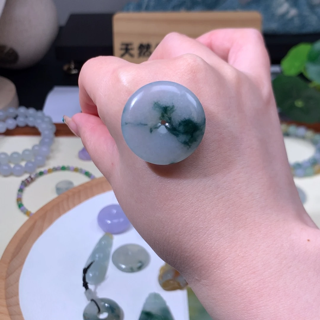 定制翡翠未镶嵌平安扣