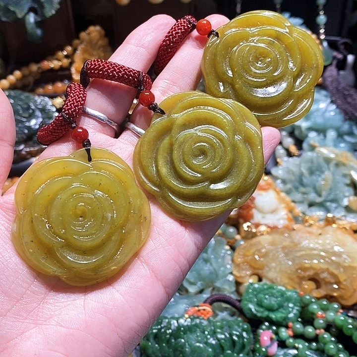 岫玉未镶嵌毛衣链