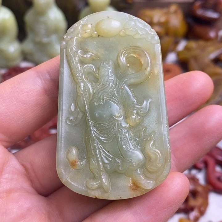 未镶嵌蛇纹石玉颈饰78