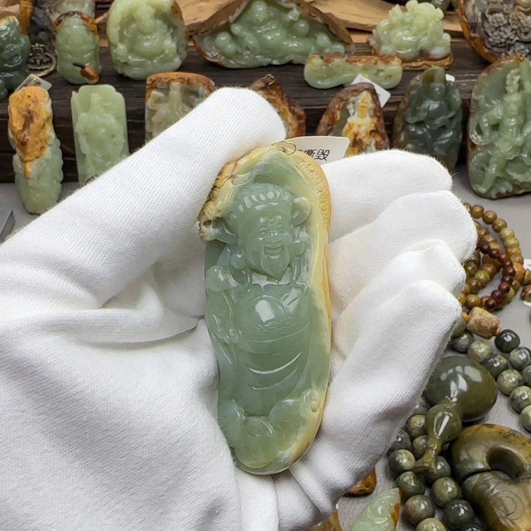 独***旅岫岩河磨玉（透闪石质玉）未镶嵌珠宝奇石