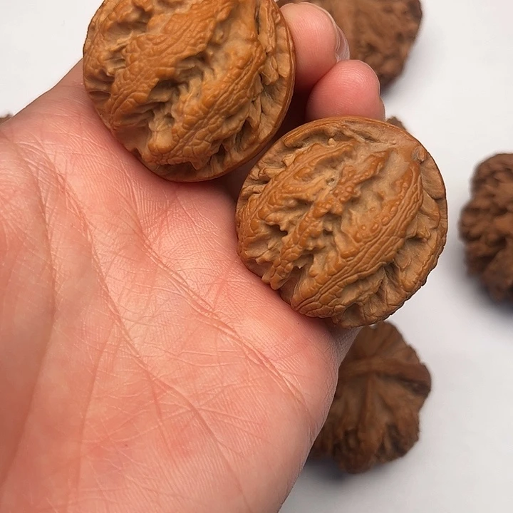 核桃秦岭秦岭文玩核桃核桃