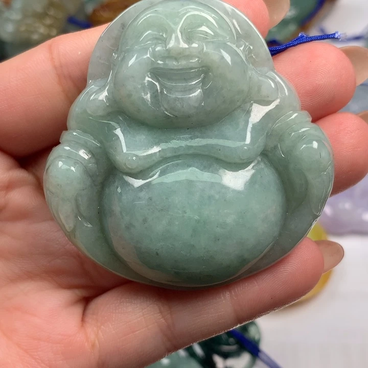 翡翠未镶嵌颈饰我