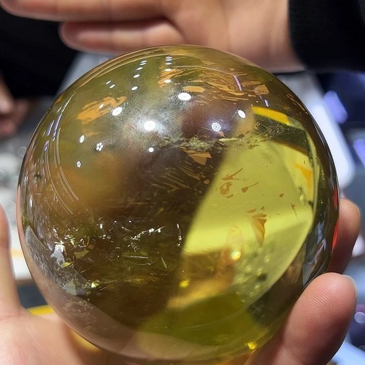 黄晶天然水晶球未镶嵌