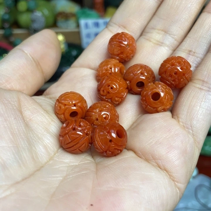 卡12加红镂空一手10颗的价格