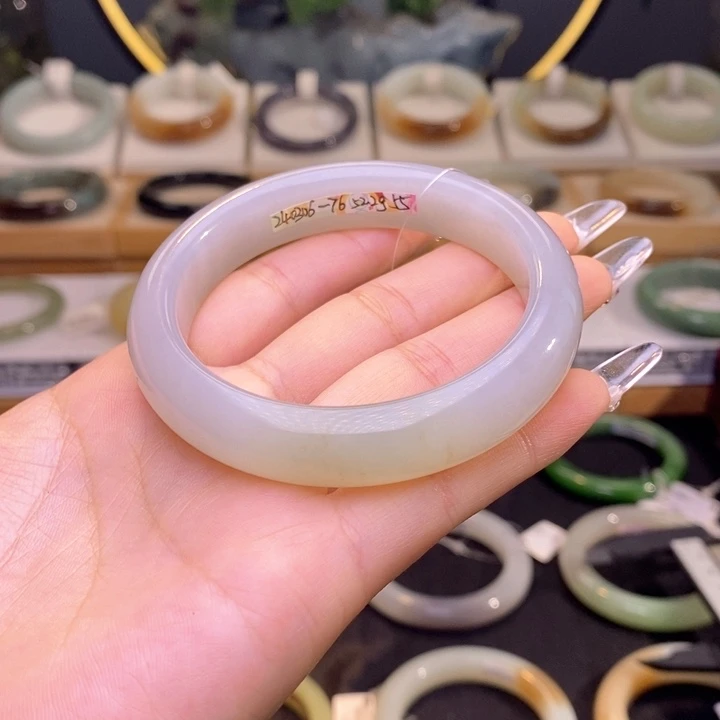 和田玉未镶嵌珠宝奇石55