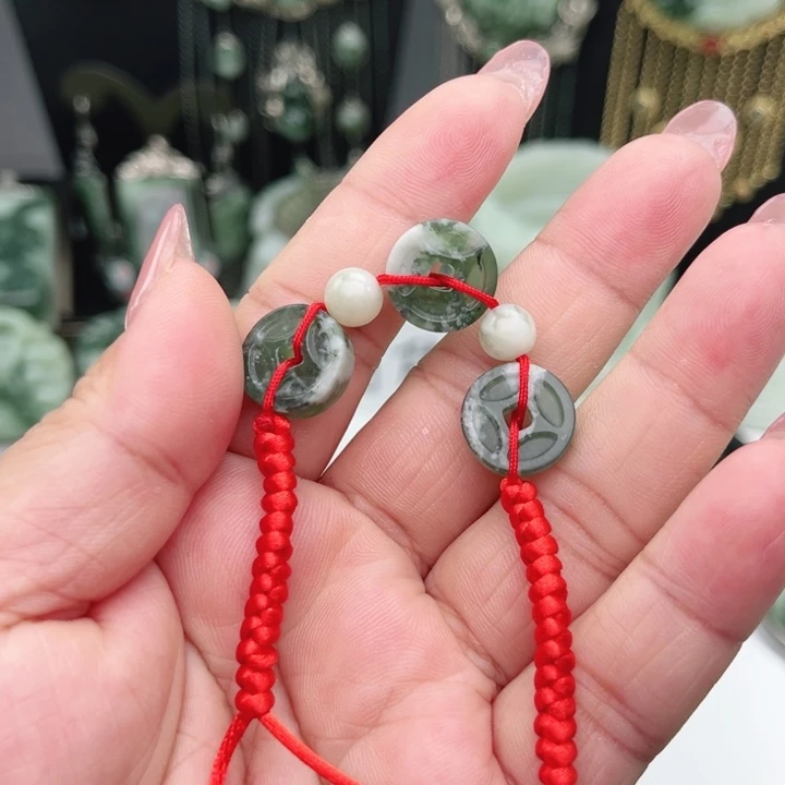 透闪石-蛇纹石玉未镶嵌手链