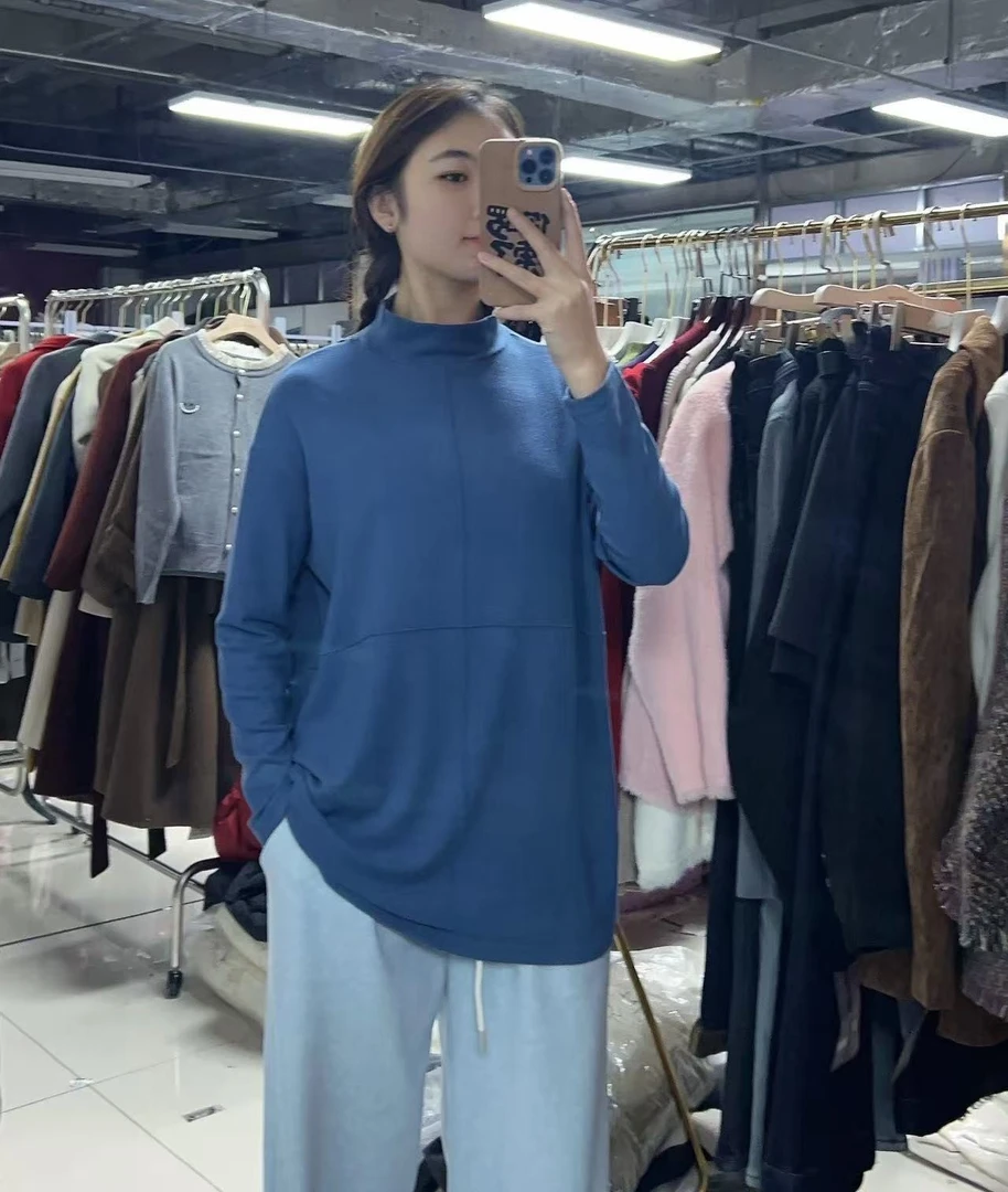 8620 秋冬新款女士时尚半高领打底衫上衣 三楼