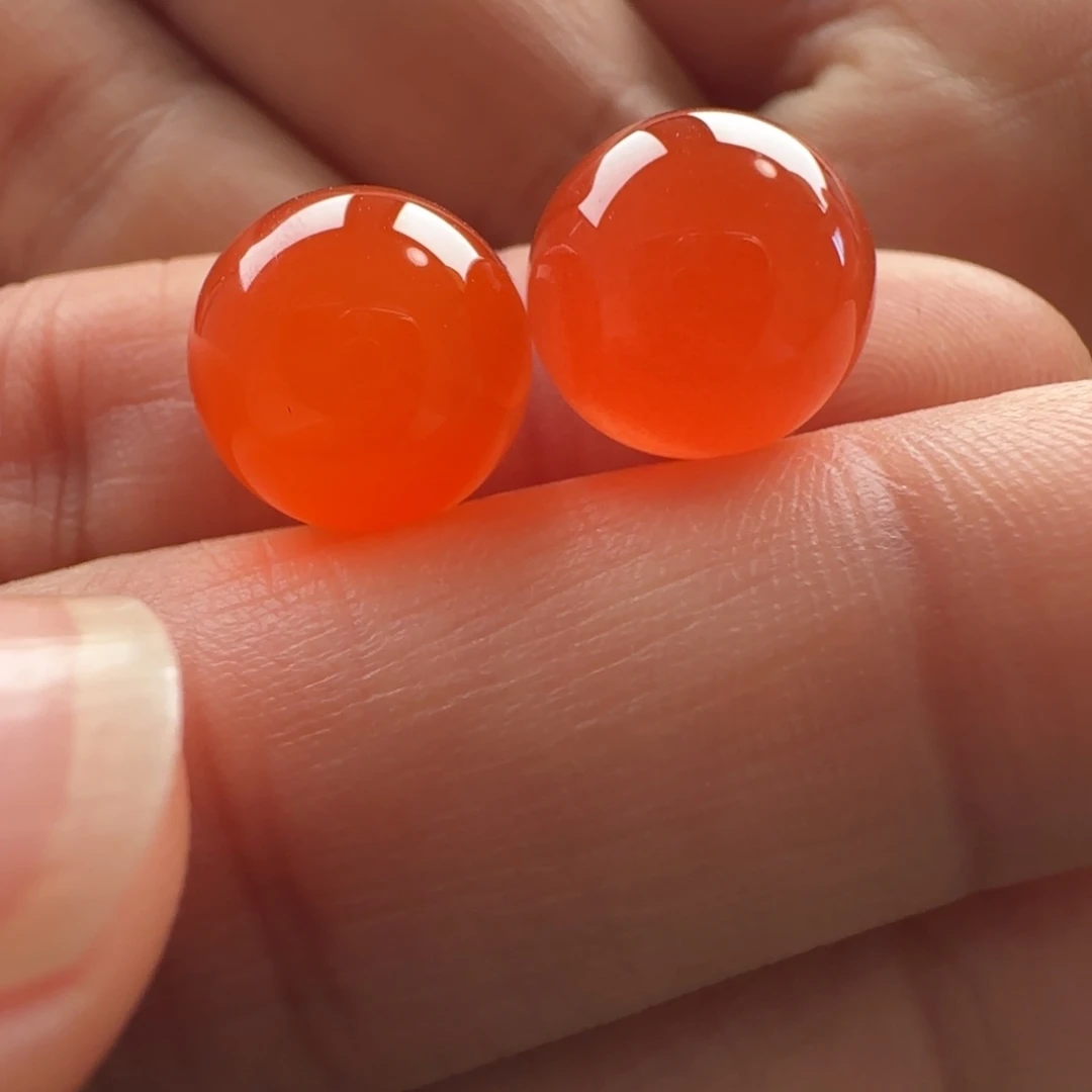 南红玛瑙未镶嵌圆对珠：10.8冰橘 橘亮 一点白纹