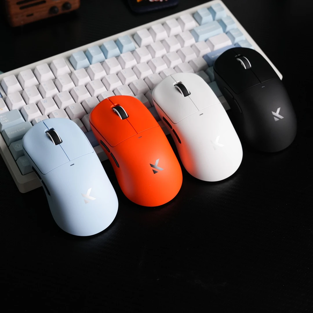 准新品 MCHOSE/迈从 M7 Ultra电竞游戏鼠标PAW3950无线蓝牙三模