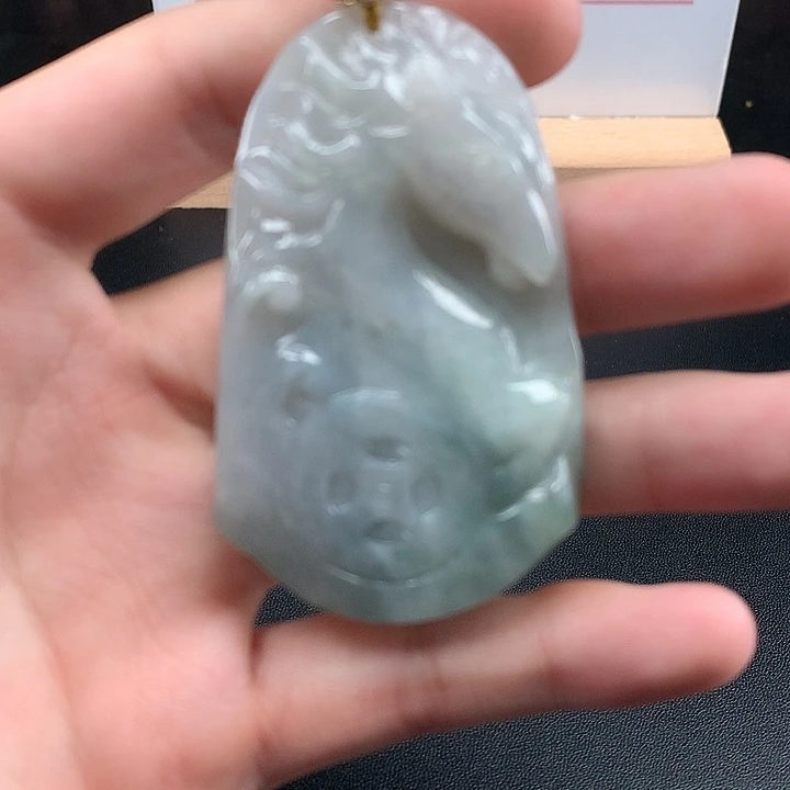 翡翠未镶嵌颈饰天然保真a货翡翠