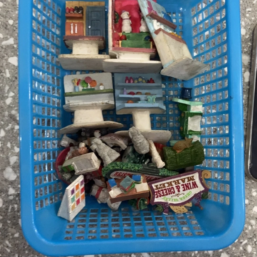 月***）树脂工艺品默认微瑕