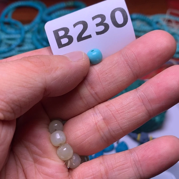 风***线南红玛瑙未镶嵌珠宝奇石