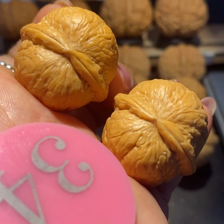 核桃蛇皮球球尺寸30