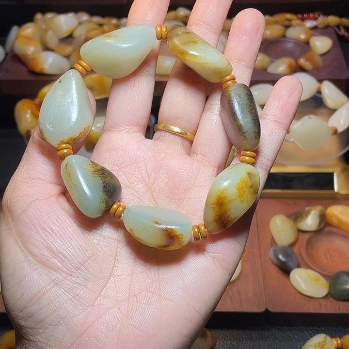 和田玉未镶嵌手链