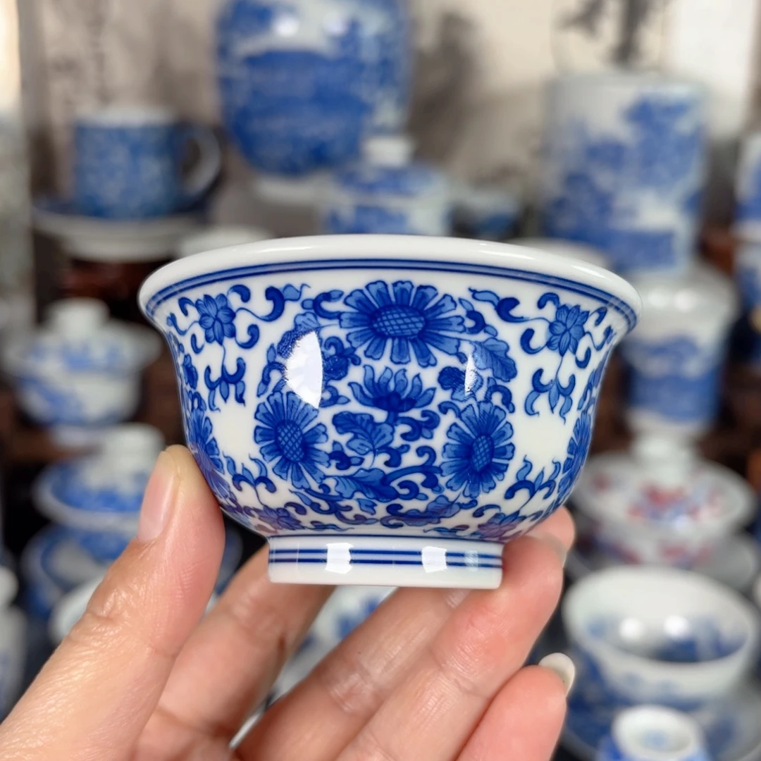 青花瓷器手绘作品陶瓷杯