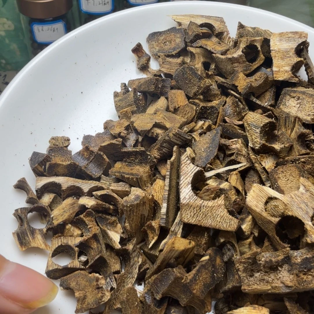 沉香沉香碎屑钻孔料