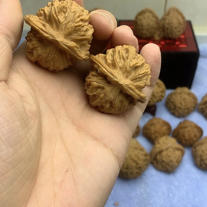 文玩核桃吊坠39天地