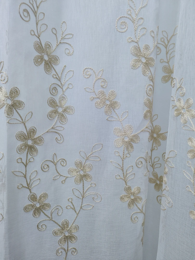 0211刺绣窗纱宽6米，高2.7对开发货