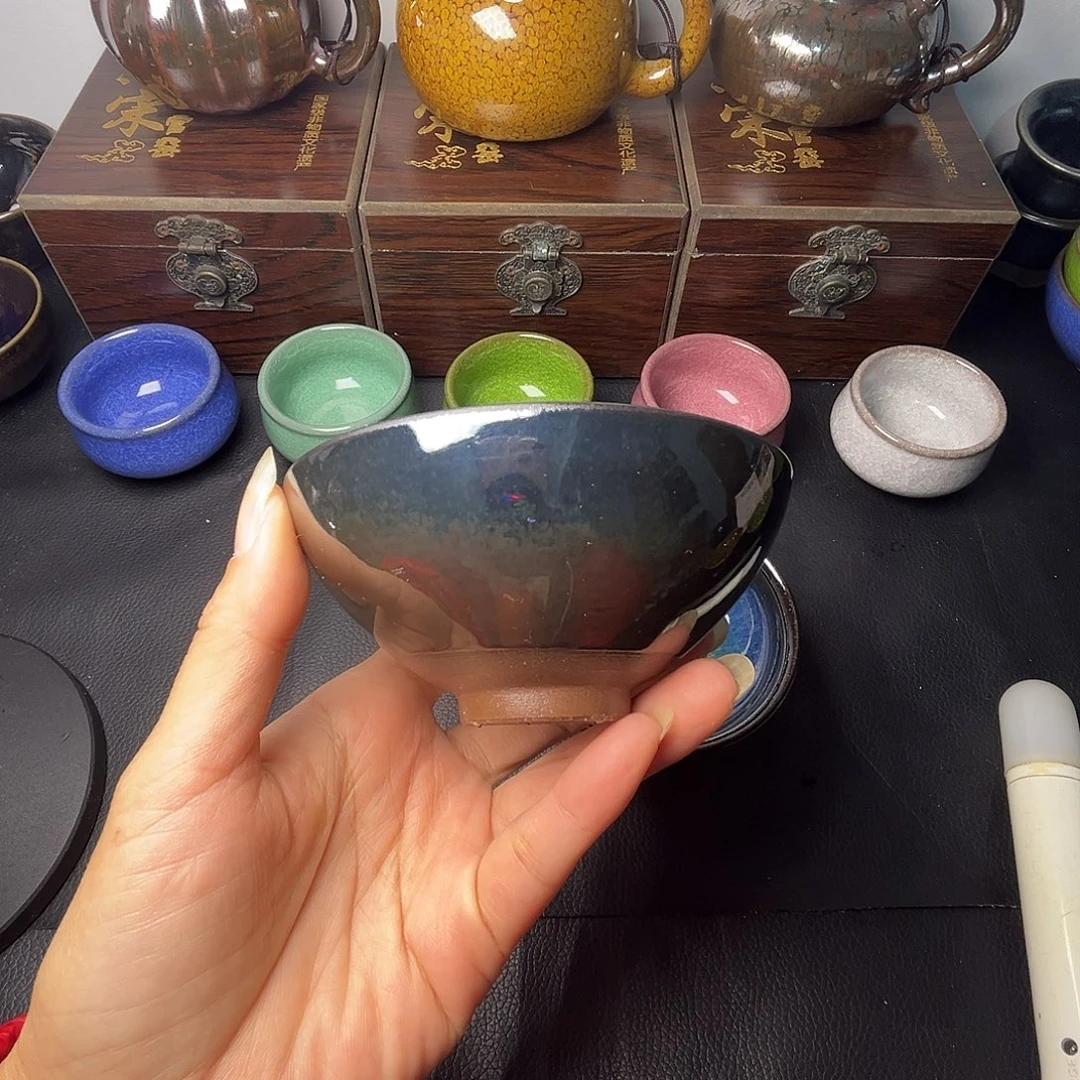 茶盏你是个很爱学习但没有钱养