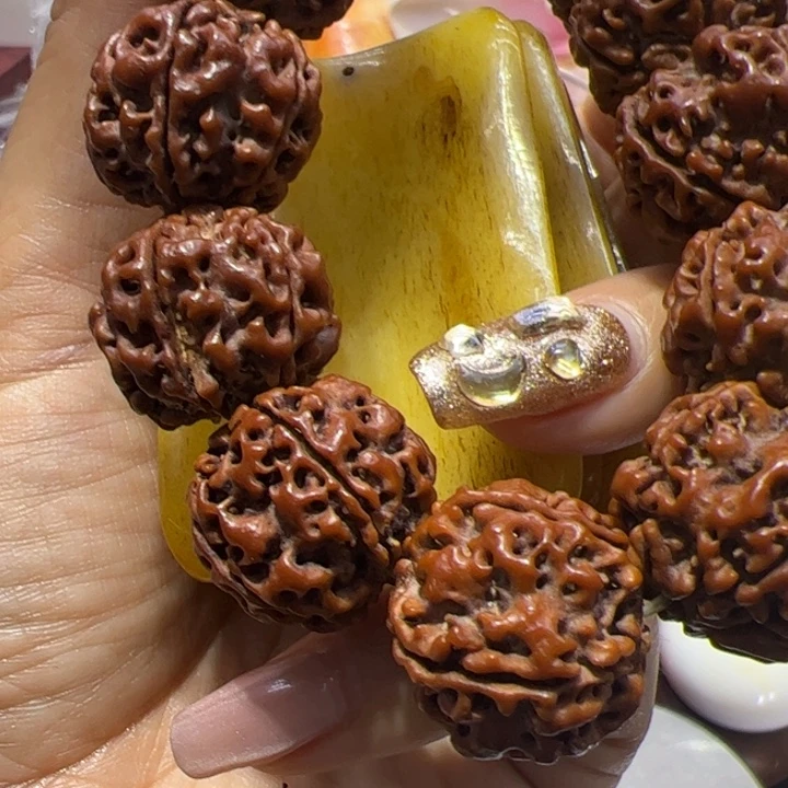 非金属无孟白福利牌子