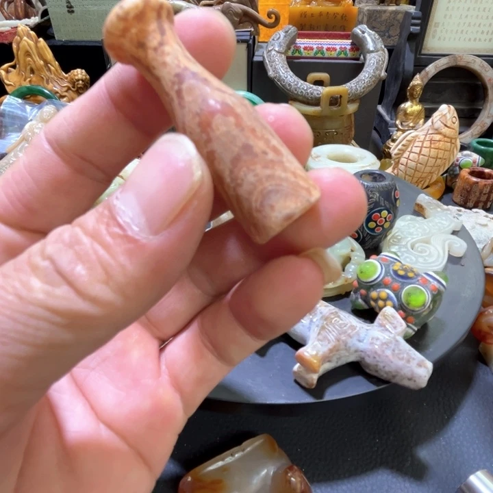 摆件陶瓷艺术品等产品远销