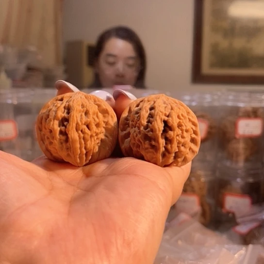 文玩核桃吊坠36图图有修