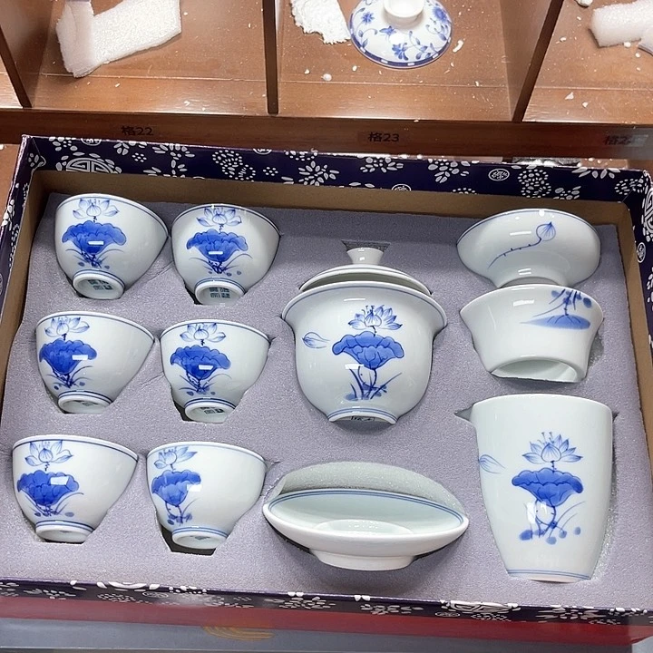 孤品茶具套装等。