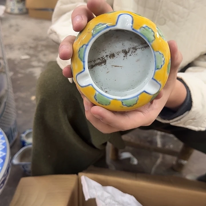 陶陶瓷，默认微瑕，介意勿拍。