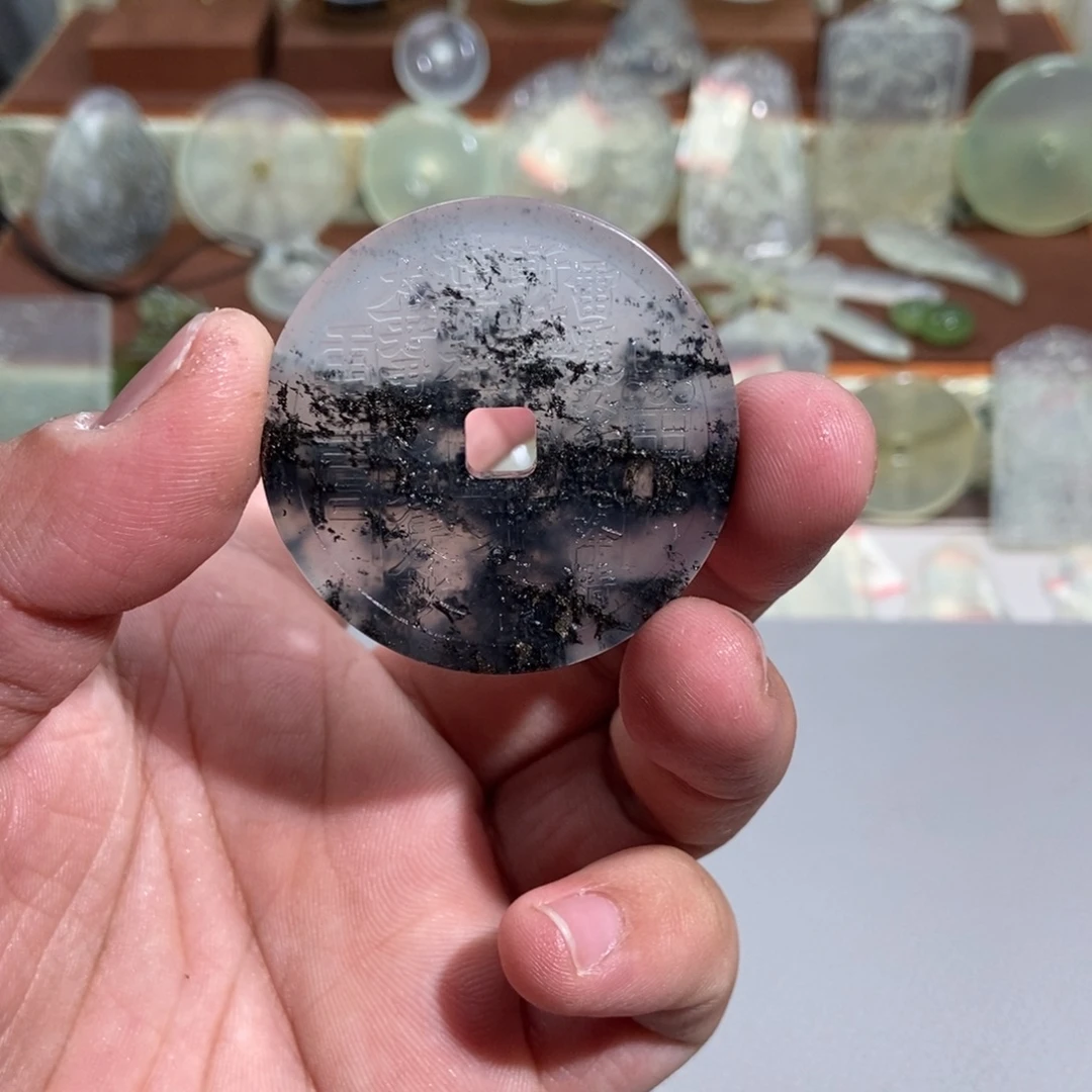 木***丷蛇纹石玉未镶嵌颈饰