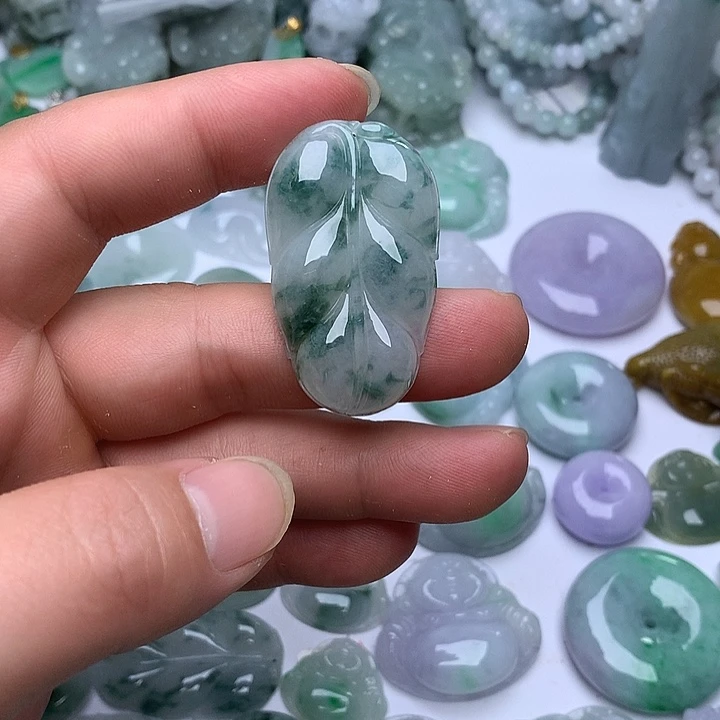 翡翠未镶嵌颈饰天然翡翠