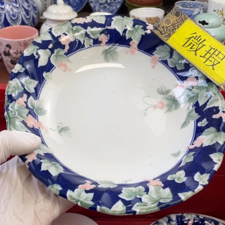他家瓷器真美….开播了