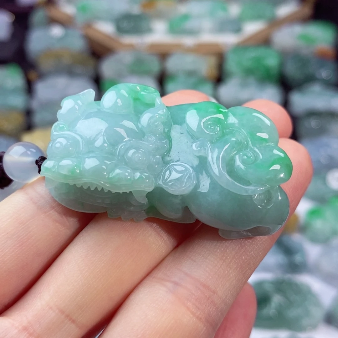 翡翠未镶嵌颈饰天然