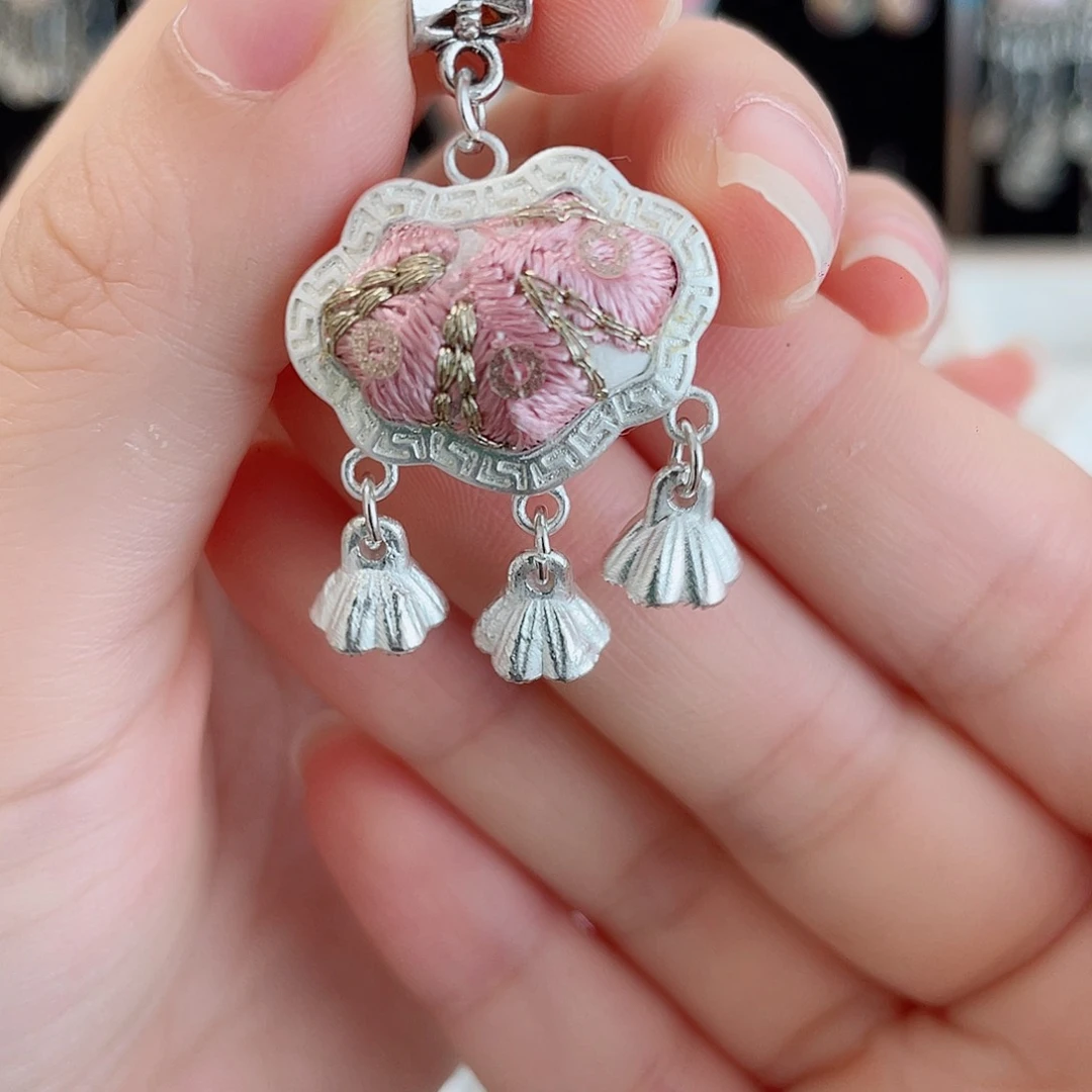 织绣非遗刺绣饰品