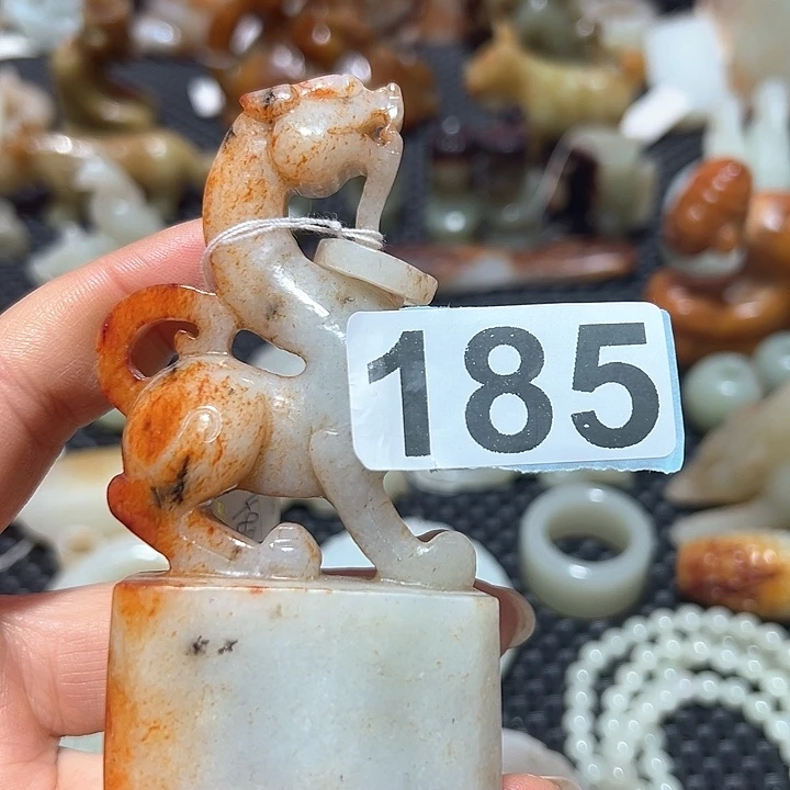 和田玉颈饰未镶嵌古**藏