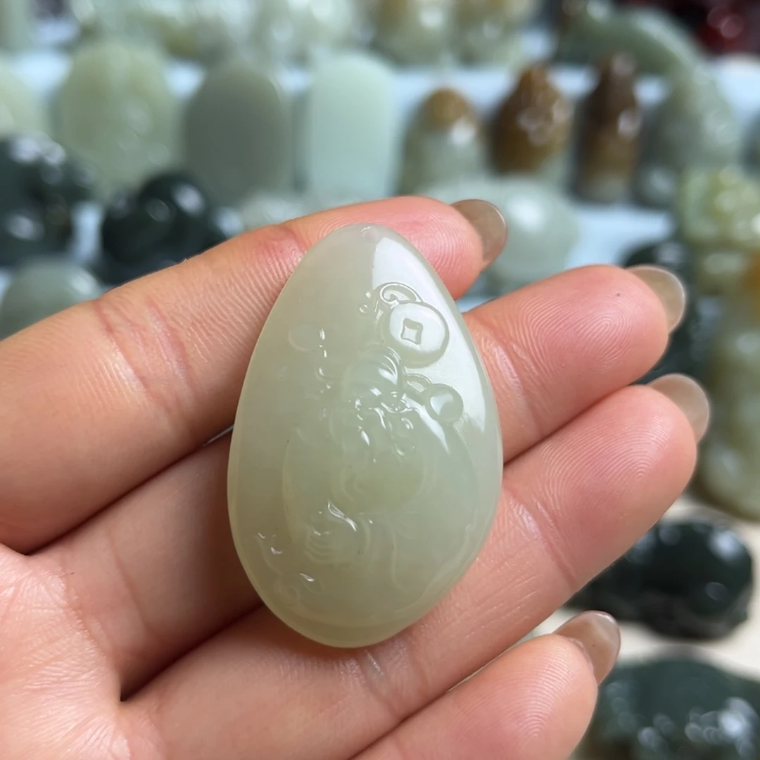 和田玉未镶嵌挂件