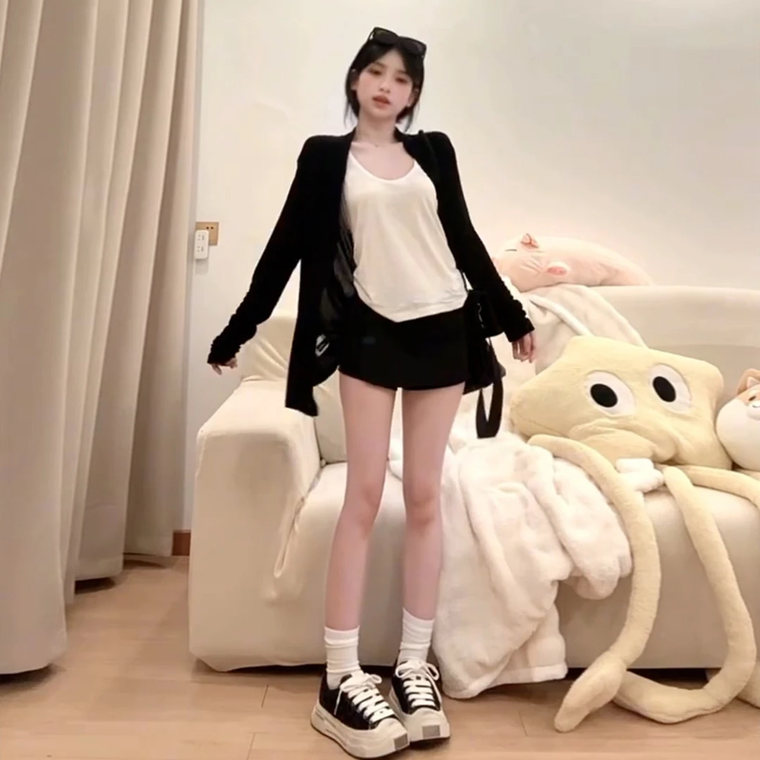 2025新款吊带背心开衫外套两件套装女早秋穿搭黑色长袖针织衫外搭