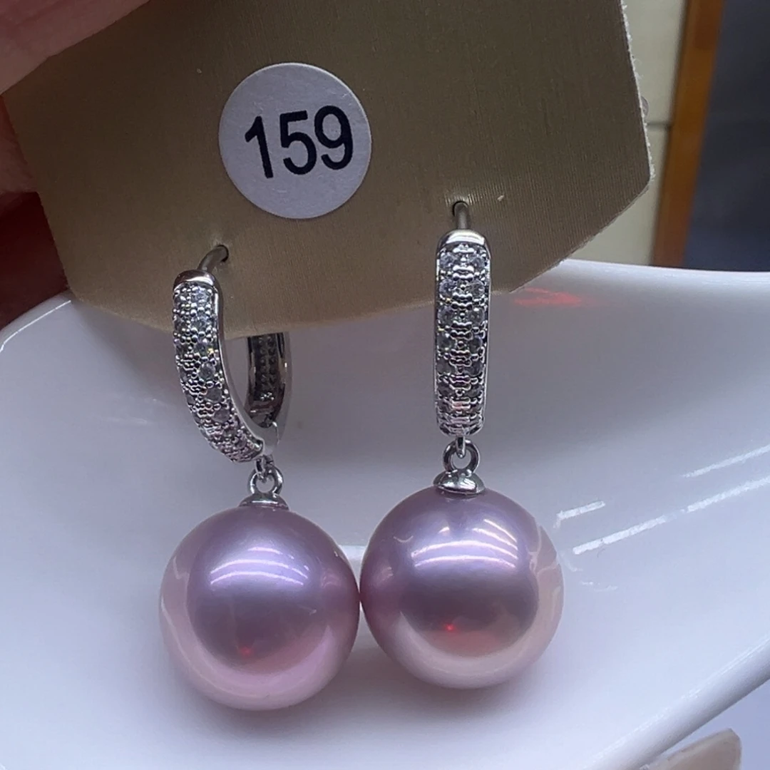 淡水珍珠耳饰未镶嵌