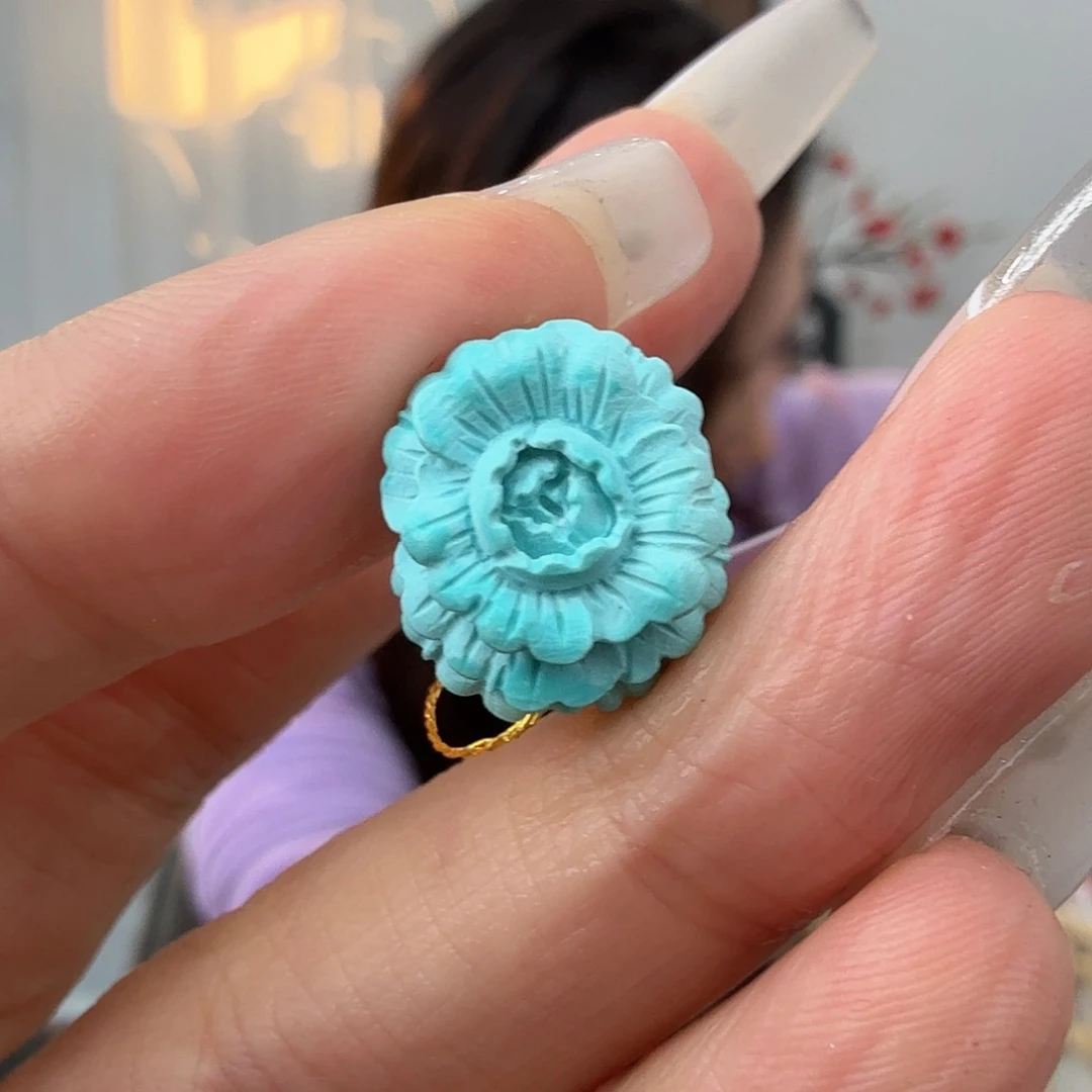 绿松石未镶嵌珠宝奇石