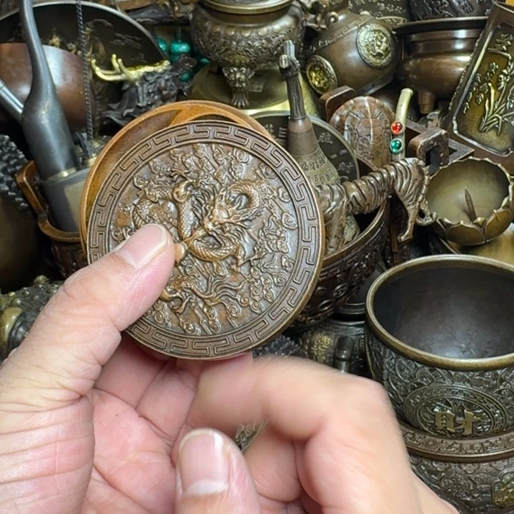 铜器摆件收收藏藏