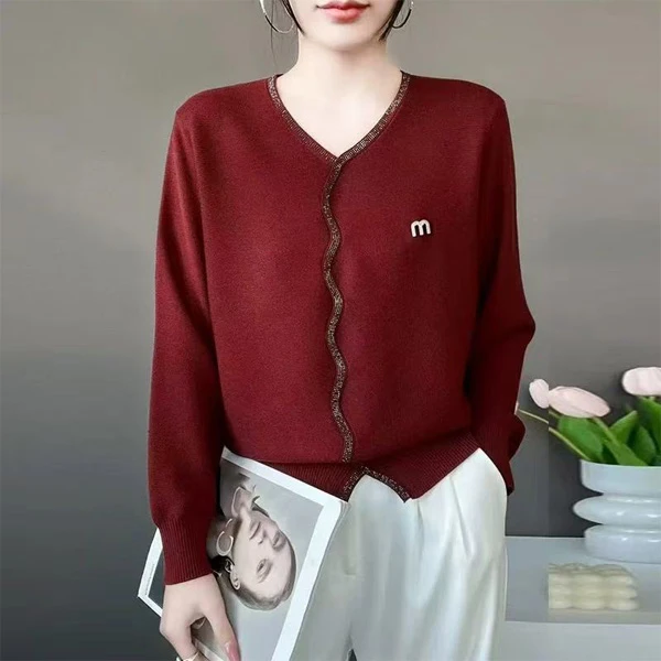 春秋新款长袖百搭休闲显瘦套头打底衫女波浪烫钻开叉V领针织上衣