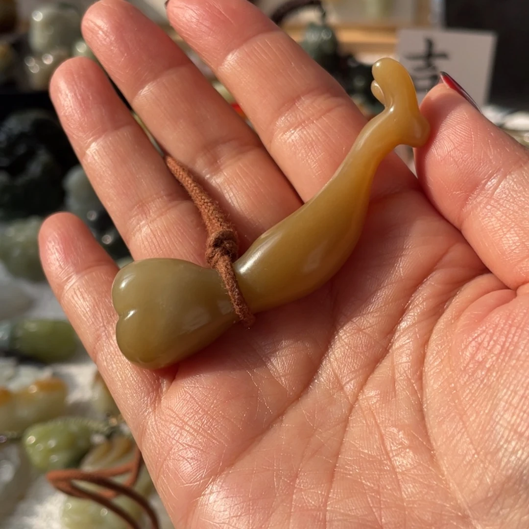 和田玉未镶嵌颈饰糖葫芦