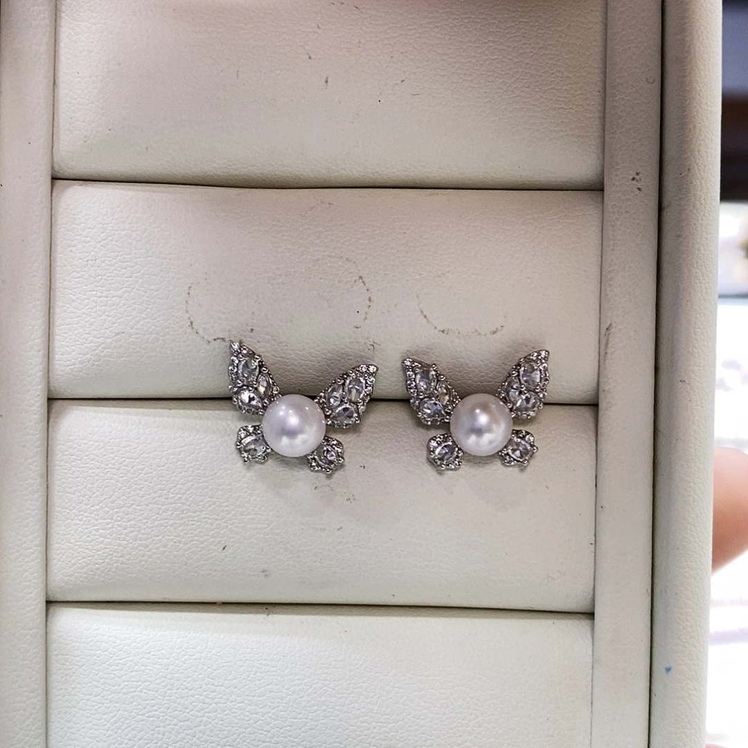 银S925镶嵌耳饰淡水珍珠