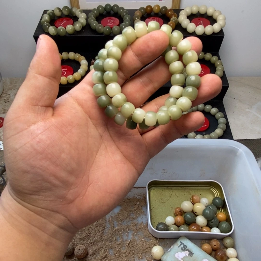 菩提根/象牙果吊坠L****?