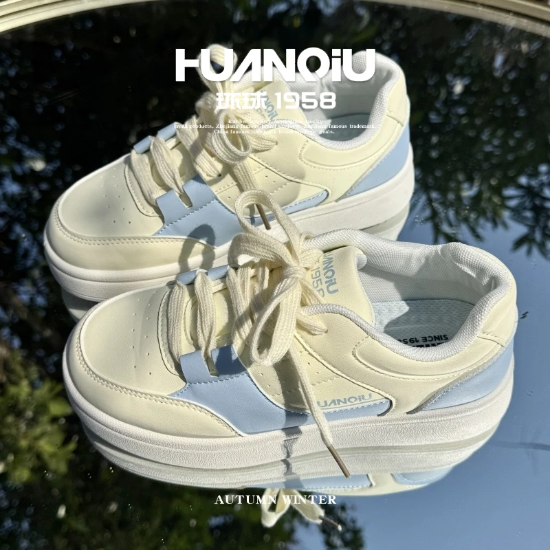 HUANQIU/环球防滑耐磨板鞋女款2025秋季新款软底休闲百搭运动鞋女