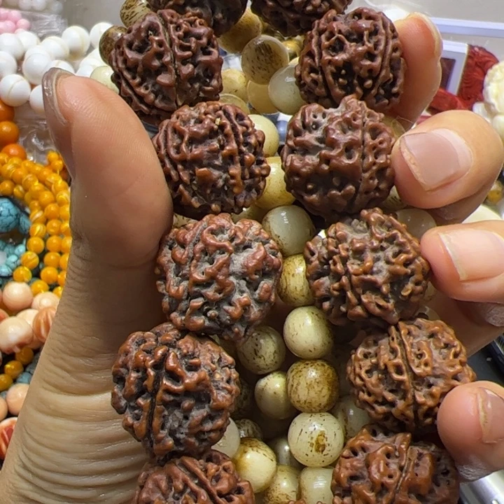 木质非金属1.0/109圆珠孟白壁挂