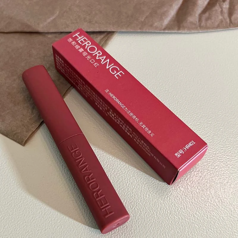 饱和绒雾哑光细管口红哑光口红雾面丝绒兔年限定正红色唇膏平价