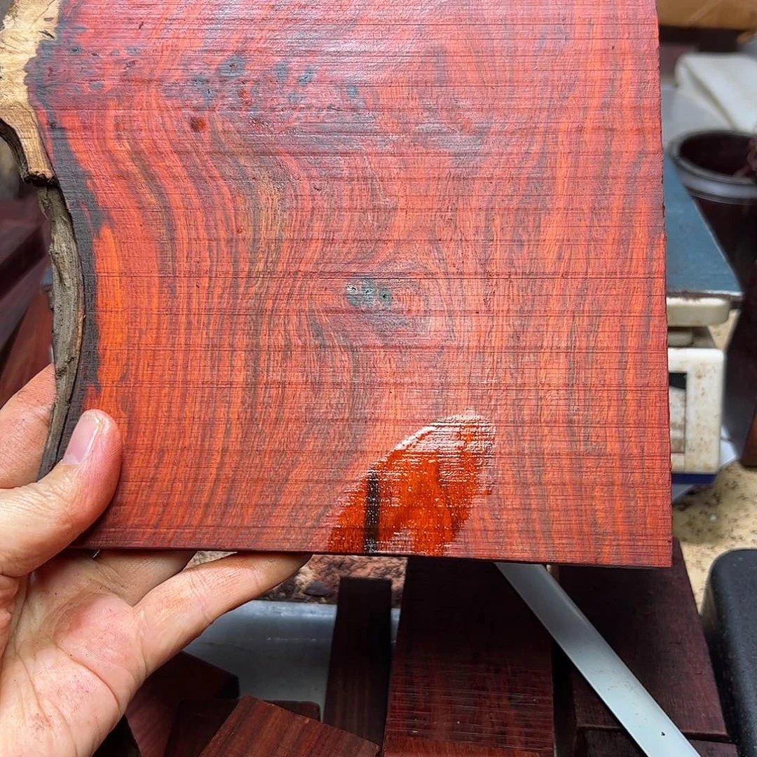 焱***术檀香紫檀（小叶紫檀）