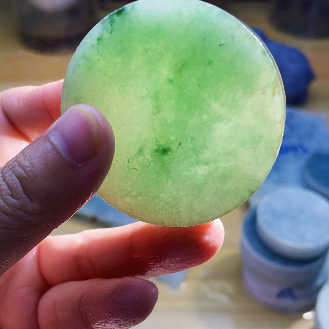颈饰未镶嵌翡翠毛料27