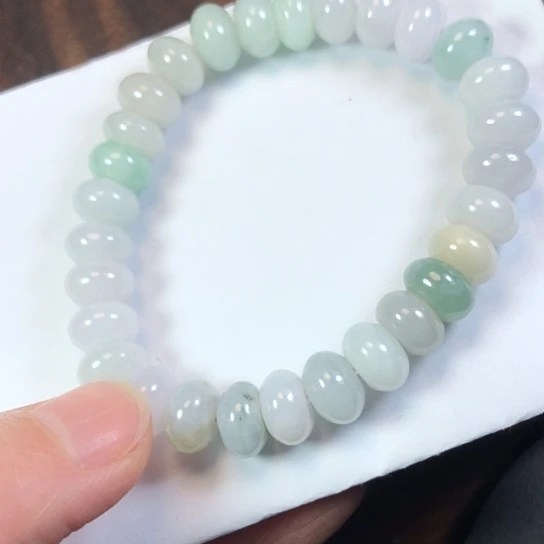 翡翠未镶嵌颈饰缅甸A货，每天下午1点半开播